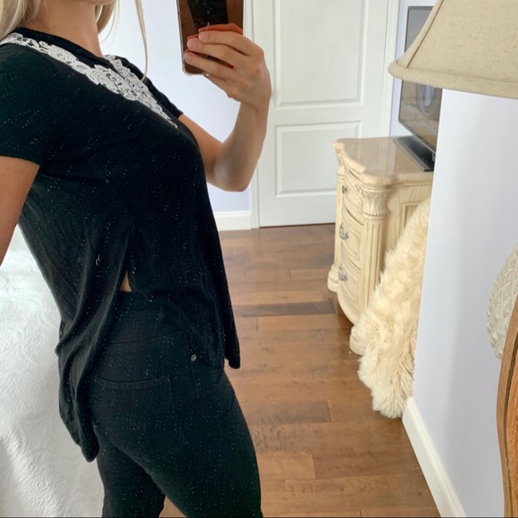 3 FOR $35 - Aritzia Wilfred Side Split T-Shirt - Picture 4 of 8